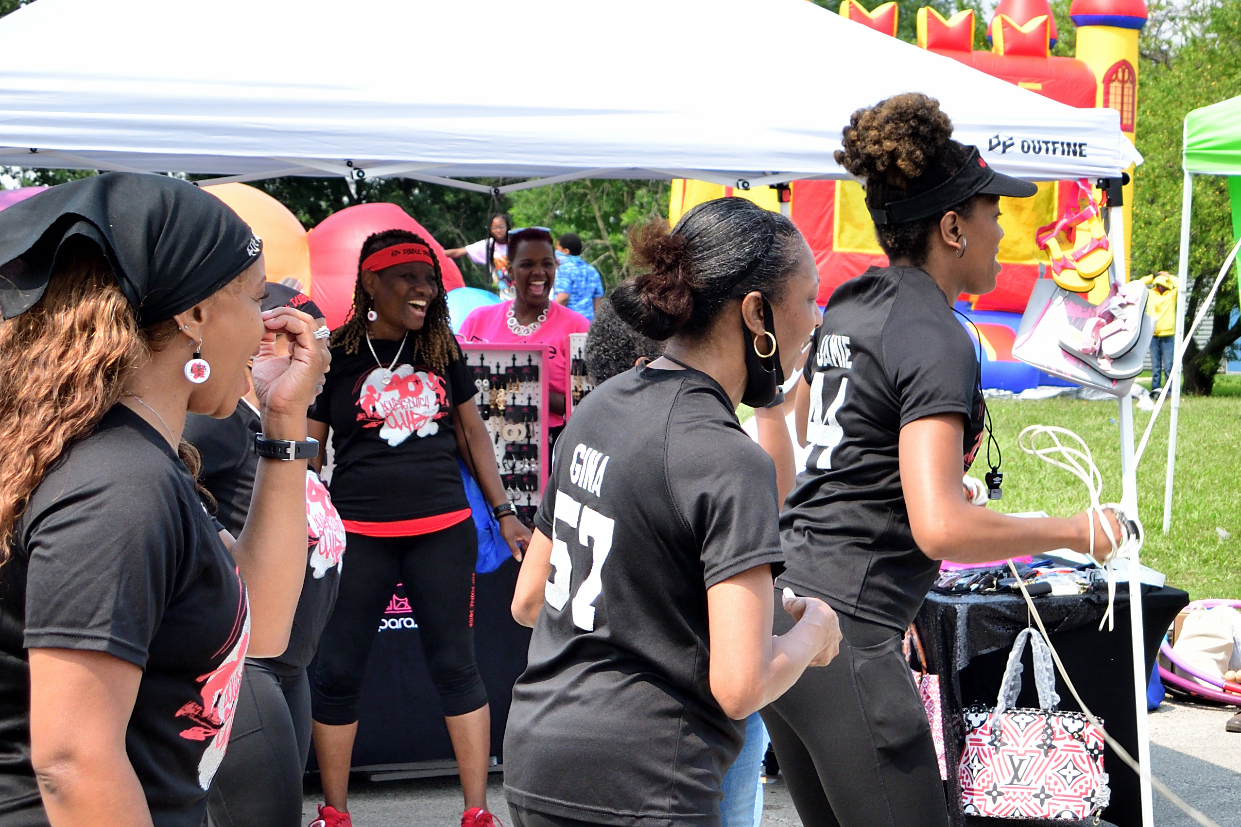 Happy, Community Festival 2021, 5th District Chicago Police Headquarters, July 17, 2021 (pic by Emi Yamamoto)