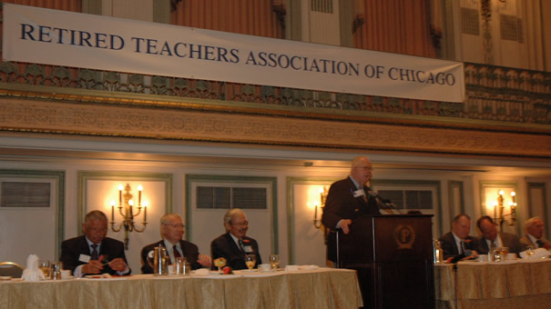 Above: RTAC executive director Bob Bures warned the retirees that they had to maintain their vigilance against attacks on their pensions. RTAC will join others in opposition to a constitutional convention that would give opponents of defined benefit pensions the chance to change the law. Substance photo by George N. Schmidt.