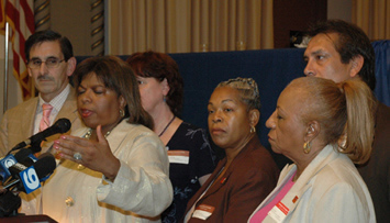 Maryilyn Stewart at the August 22 CTU meeting.