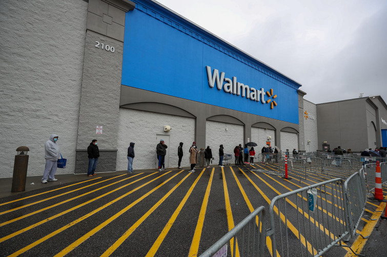 WORKERS AT WALMART AND SEVERAL OTHER MAJOR RETAILERS HAVE HELPED LEAD THE CHARGE WITH LABOR ACTIONS AGAINST THEIR EMPLOYERS TO PROTEST WORKING CONDITIONS AND PAY DURING THE PANDEMIC. PHOTO: TAYFUN COSKUN/ANADOLU AGENCY VIA GETTY IMAGES