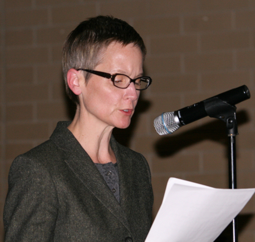 Megan Cusick speaking to the November 19, 2014 meeting of the Chicago Board of Education. Substance photo by David Vance.